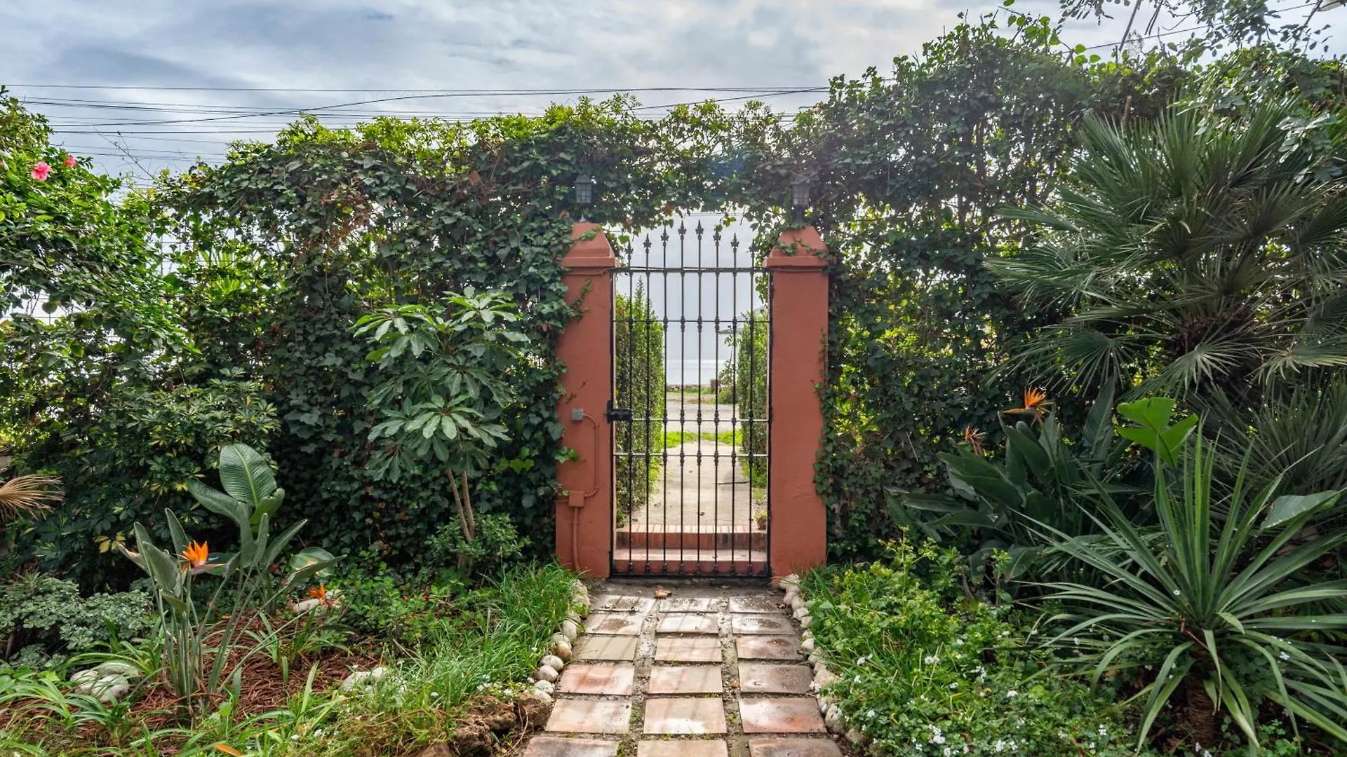 Gran Jardin Frente Al Mar Villa Rincón de la Victoria 0*,