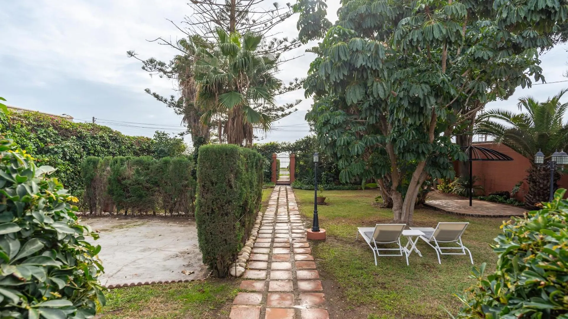 Gran Jardin Frente Al Mar Villa Rincon de la Victoria Holiday home