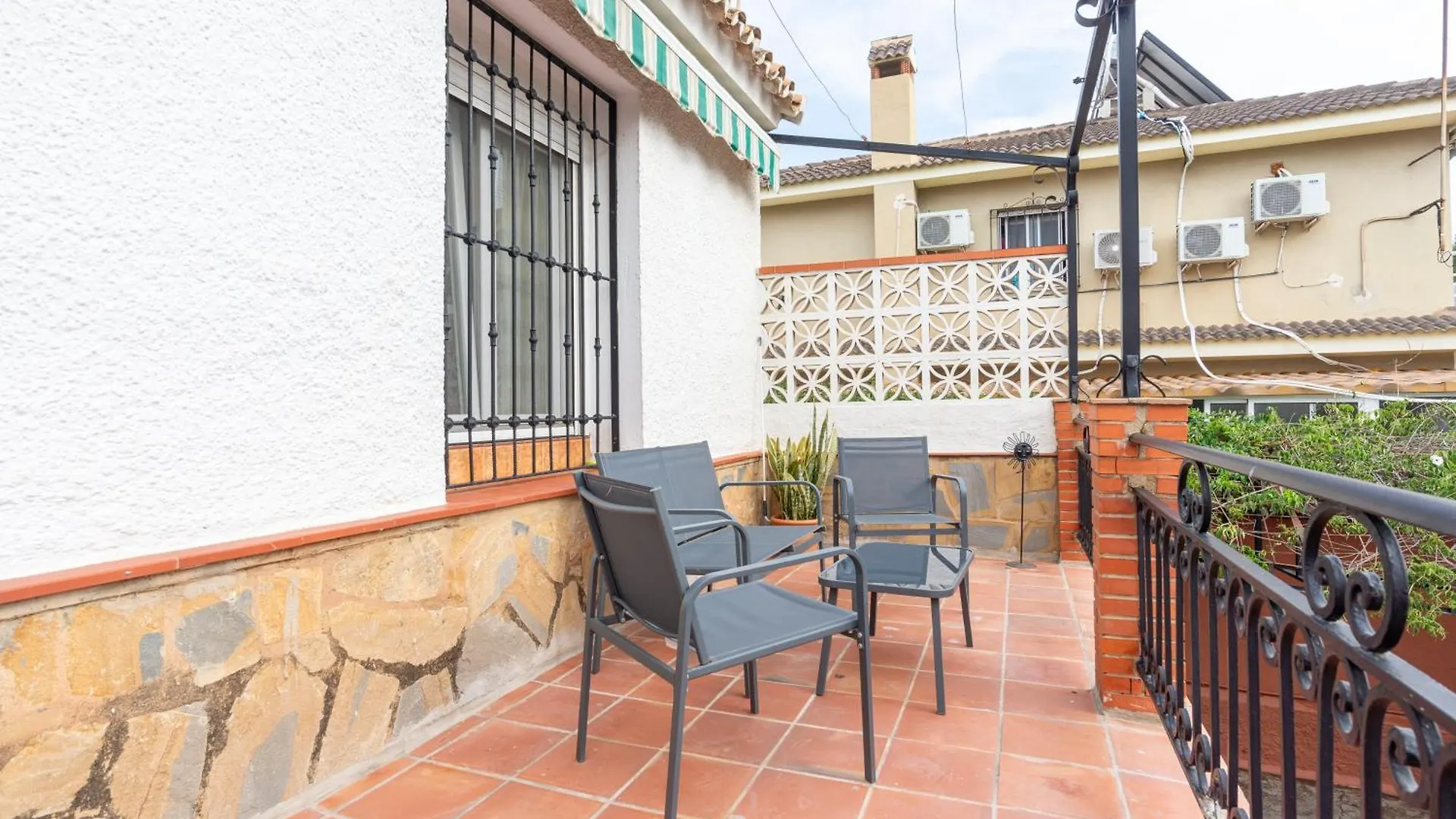 Gran Jardin Frente Al Mar Villa Rincon de la Victoria 0*,  Spain